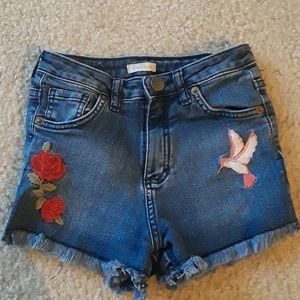 Short jeans